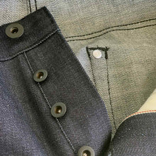 Lade das Bild in den Galerie-Viewer, MEN REGULAR FIT TAPERED - 15.0 OZ. ORGANIC SELVAGE DENIM