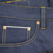 Lade das Bild in den Galerie-Viewer, MEN REGULAR FIT TAPERED - 13.0 OZ. ORGANIC SELVAGE DENIM